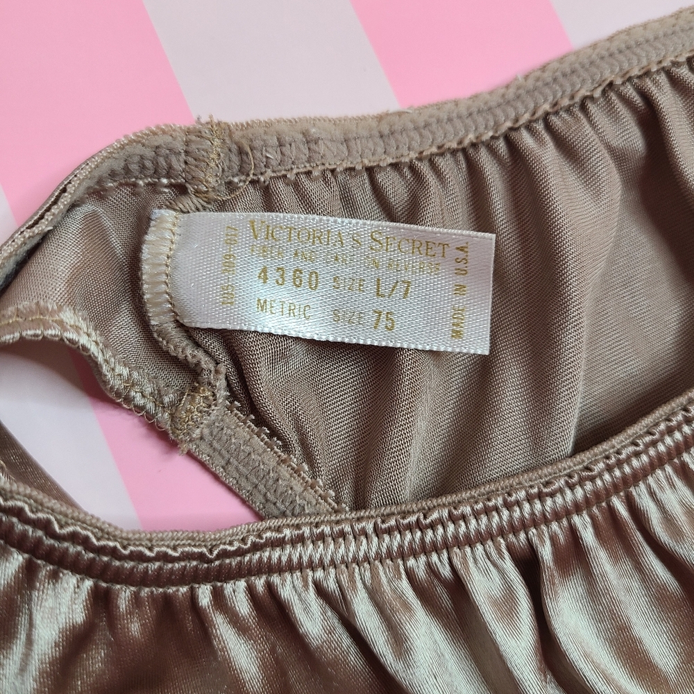 VTG Victoria's Secret Second Skin Satin Flutter Bikini Panty Size Lg - Picture 5 of 6